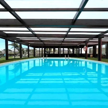 Bonito Alojamiento Con Piscina Y Desayuno
